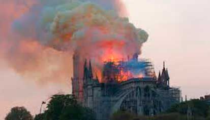 Todo pasa Incendio Notre Dame